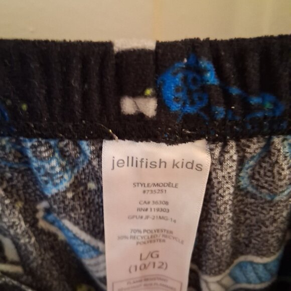 Boys L 10-12 fleece pajama set - Jellyfish Kids, gamer theme - Picture 6 of 6